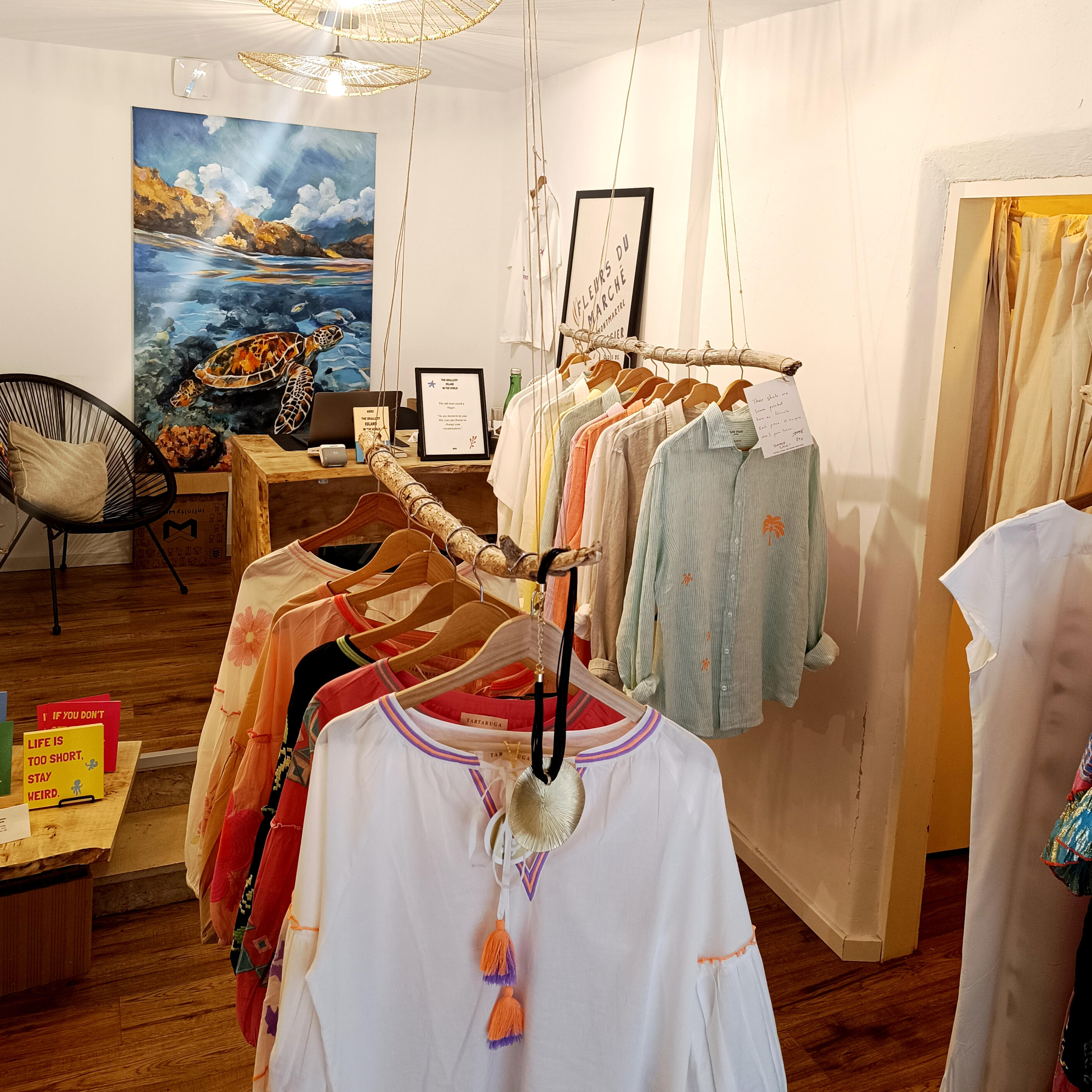 Shops in korcula, shopping korcula, fashion store korcula, dress korcula, linen shirt korcula, best shops on korcula, coolest store on korcula